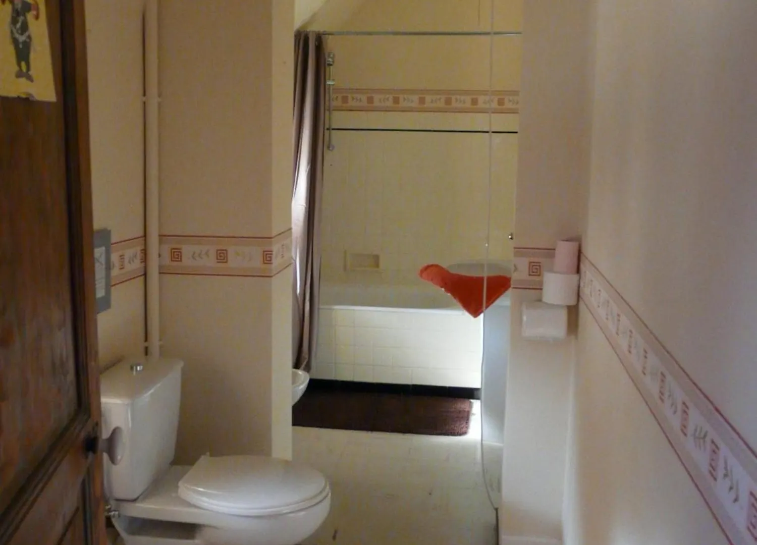 Chateau De Lacomte Country Club Carlucet